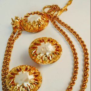 Auth FENDI Italy Gold Plated Faux Pearl Clipped Earrings Necklace Medallion Set